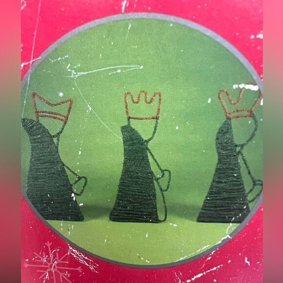 VINTAGE K-MART “TRIM A TREE” COLLECTION “THREE KINGS” MEDAL/TURF 36”~NOS~RARE - Picture 6 of 16